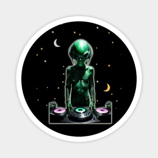 Alien DJ Magnet